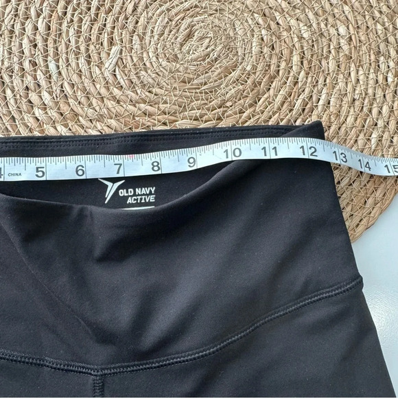 Old Navy High-Waisted Mesh-Panel Elevate Compression Leggings Size Small - Picture 8 of 11